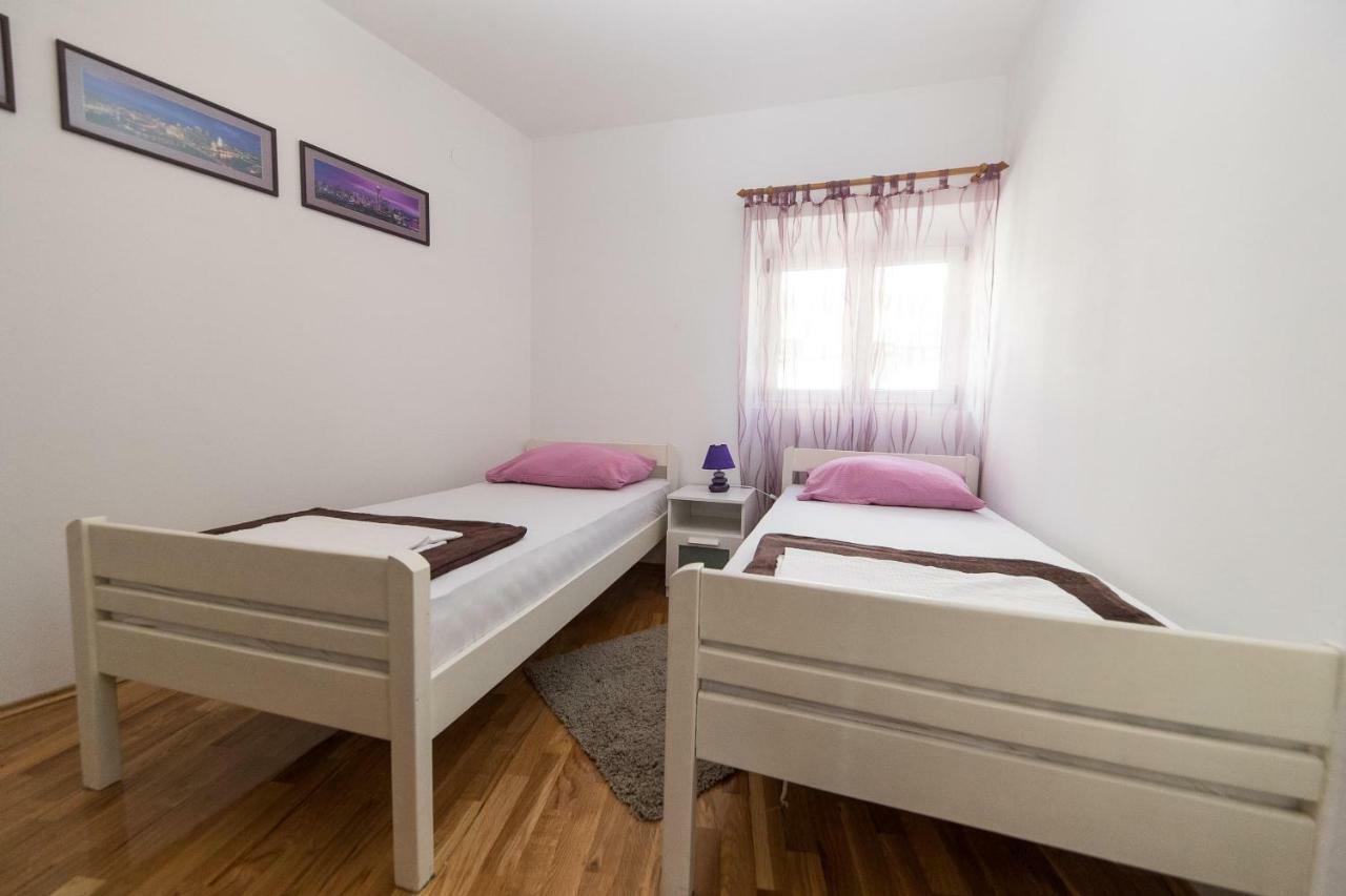 קריקווניצה Apartmani Kristina מראה חיצוני תמונה