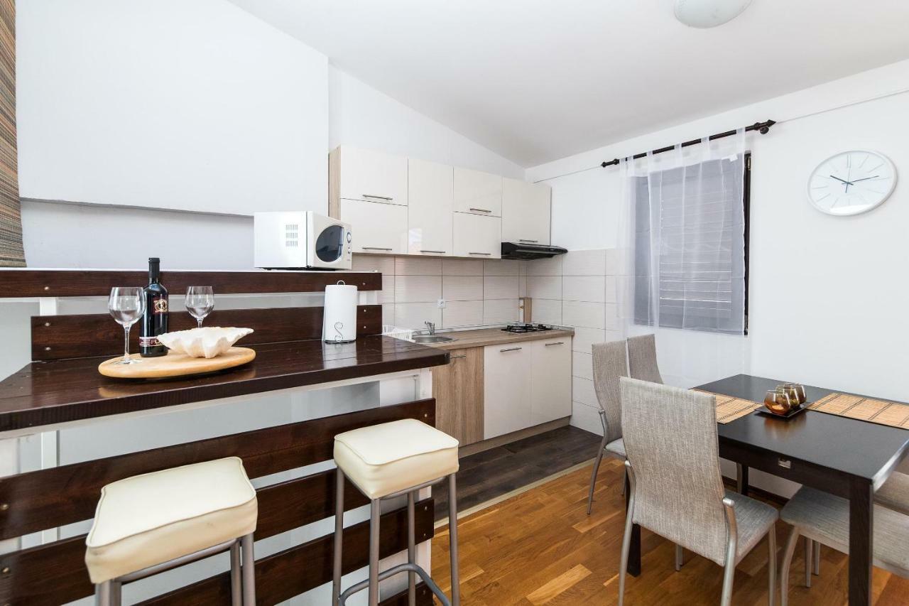קריקווניצה Apartmani Kristina מראה חיצוני תמונה